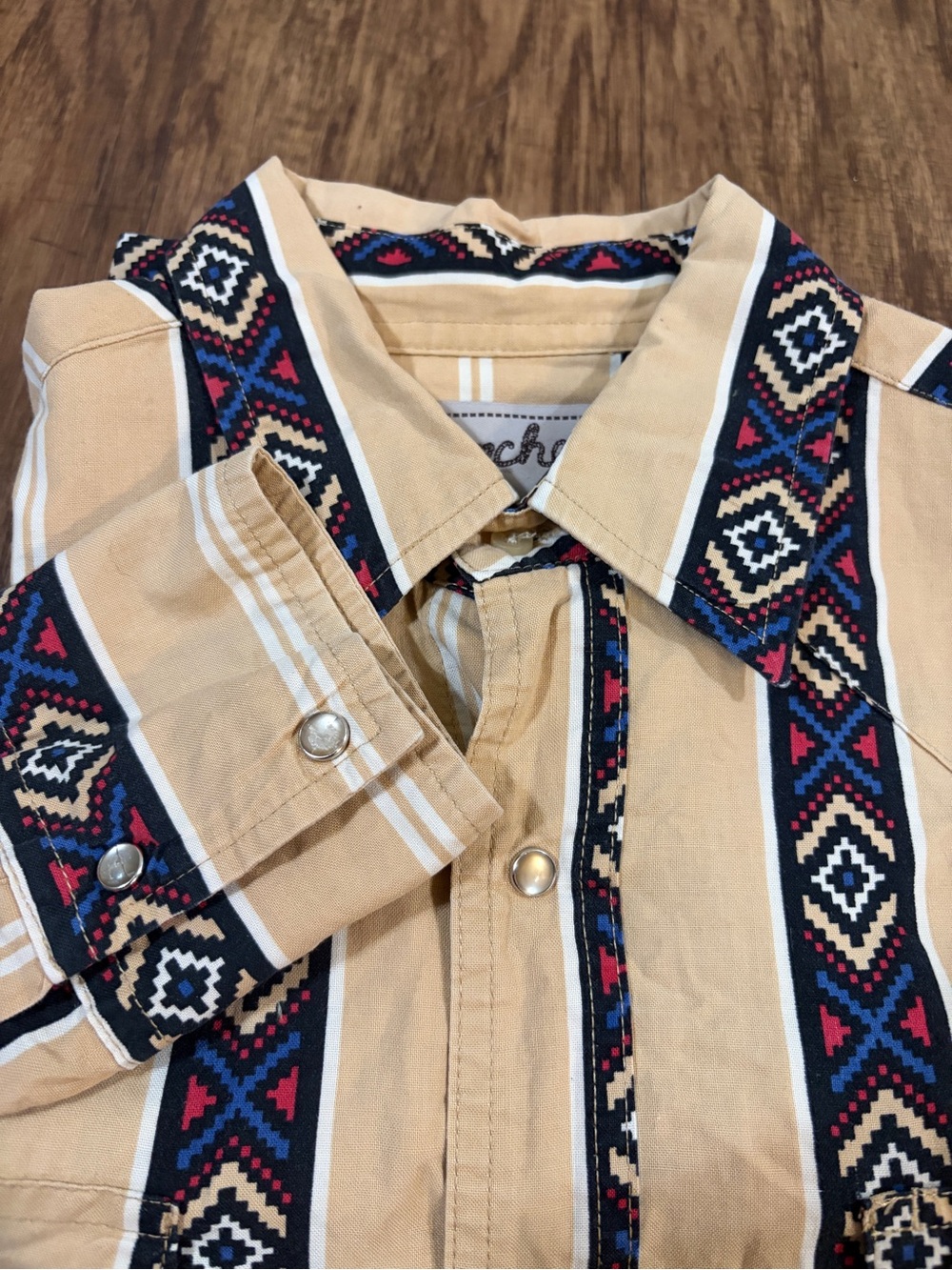 Wrangler Wrancher Beige Shirt with Navy & Maroon Southwestern Trim
